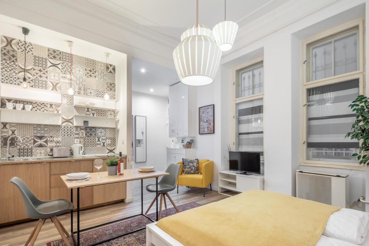 Extra Central Modern Studio Budapest Eksteriør bilde
